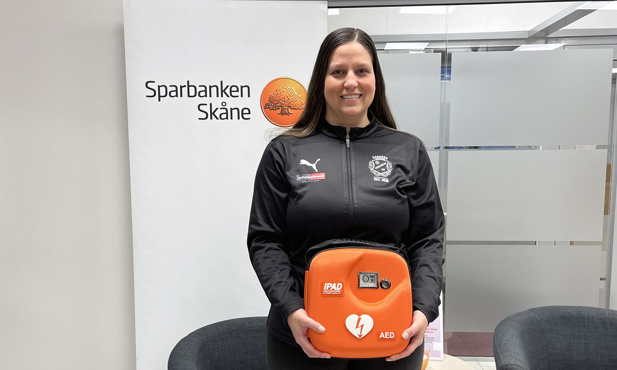 Skånska föreningslivet stärker upp med 60 nya hjärtstartare